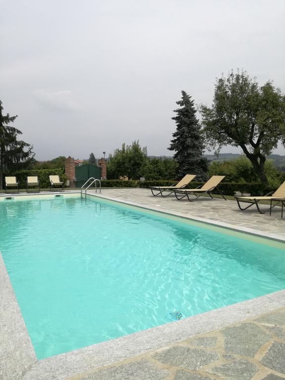 Agriturismo Bottega Di Rosanna カスタニョーレ・デッレ・ランツェ エクステリア 写真